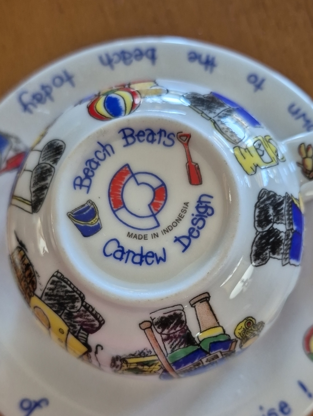 Cardew Beach Bears Teacup and Saucer Set - Picture 3 of 5
